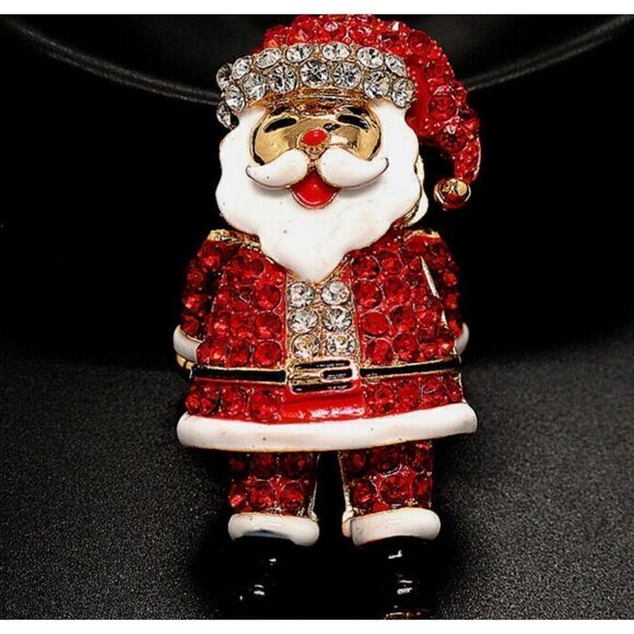 ♥️ Betsey Johnson Sparkling Jolly Santa Claus pendant necklace ♥️ - Picture 1 of 6